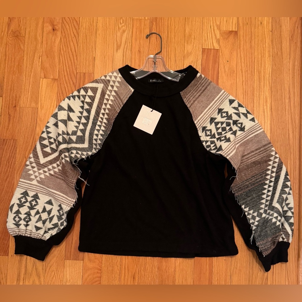 Very J Black top with Tan Patterned Sleeves